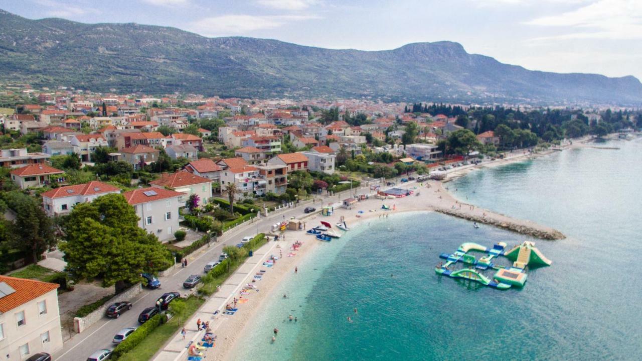 Casteletti Apartment Kastela Exterior photo